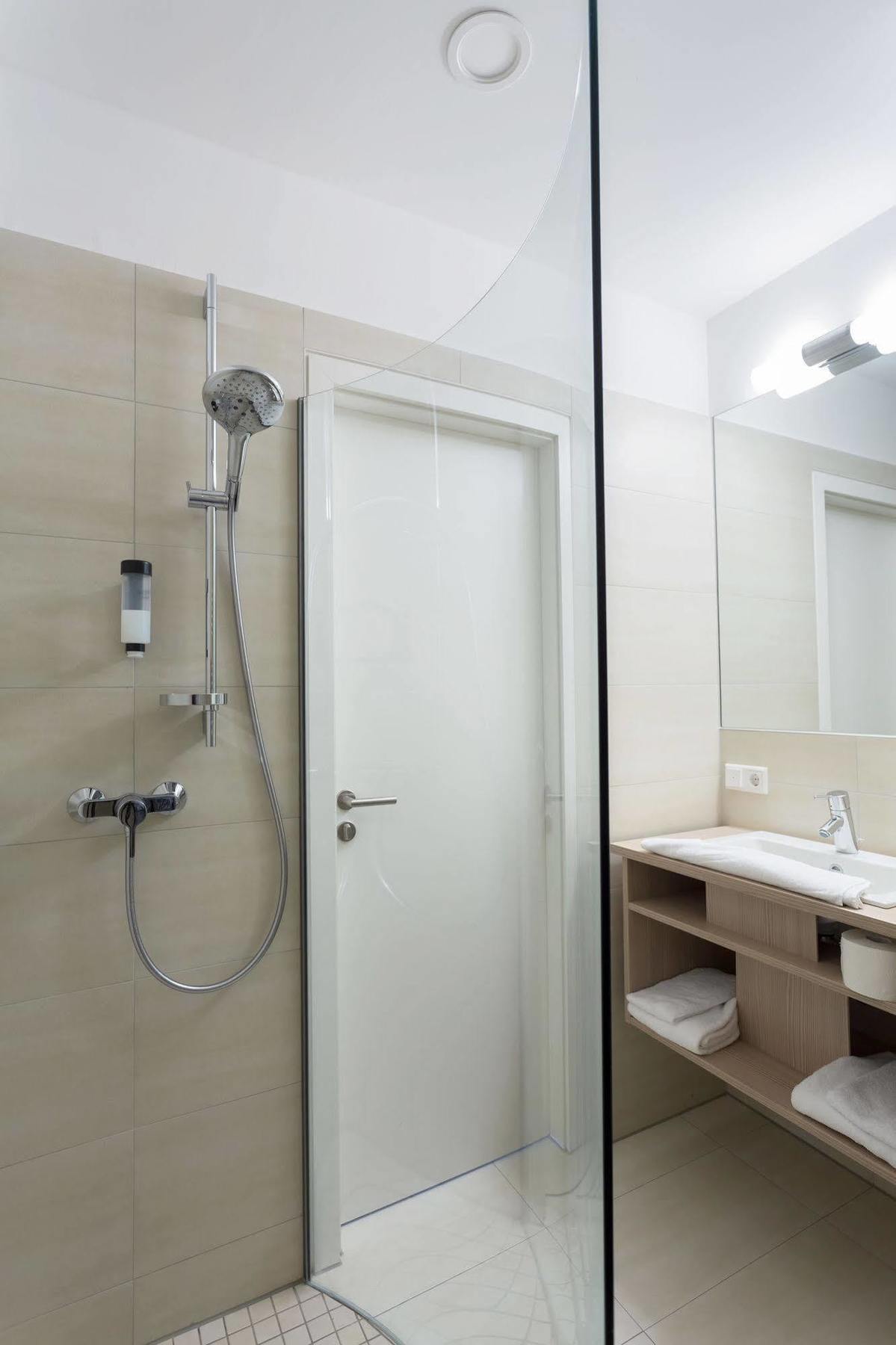 Viva Hotel Luebeck المظهر الخارجي الصورة